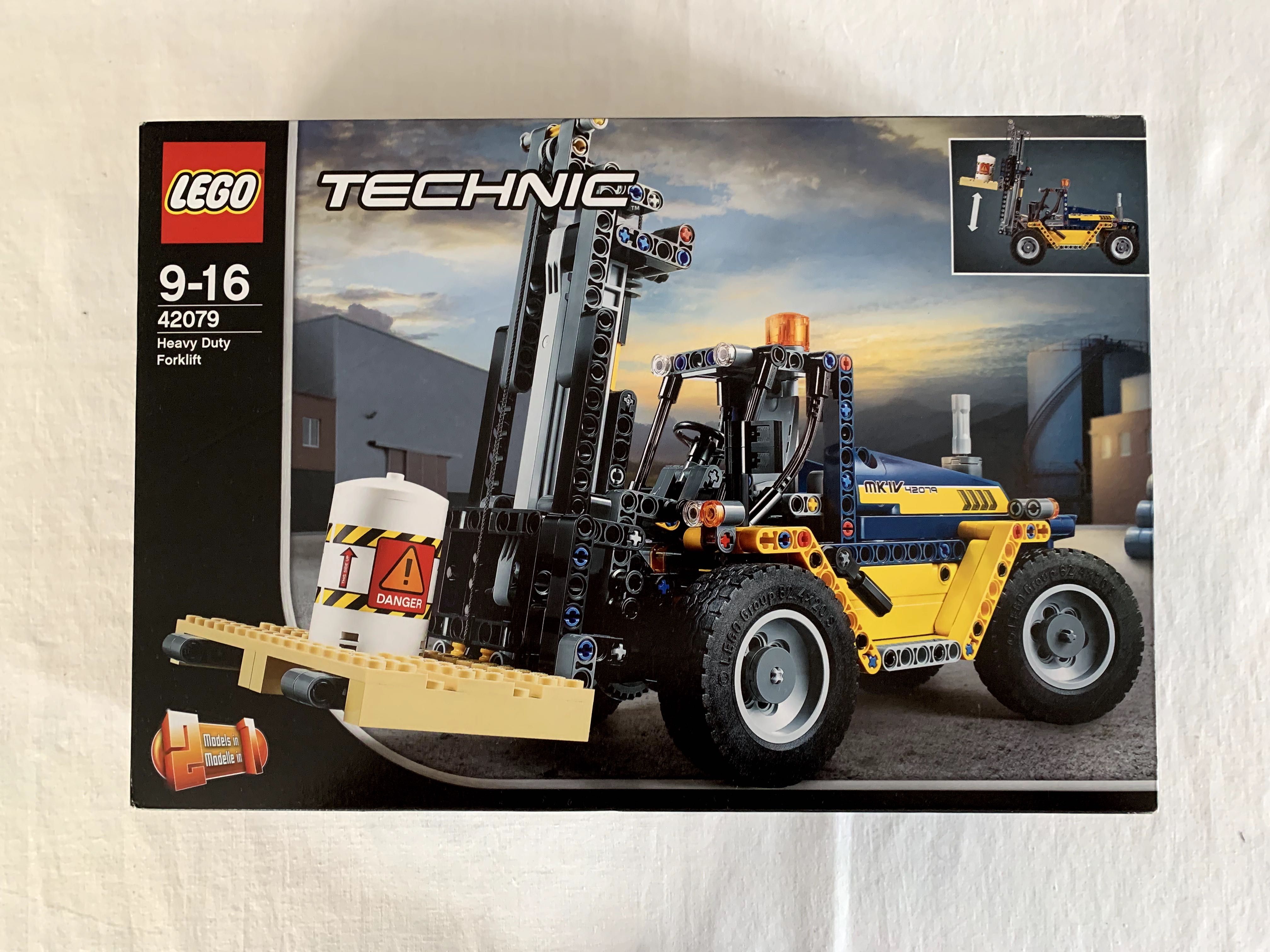 LEGO Technic - Heavy Duty Forklift ref. 42079 novo, com caixa selada