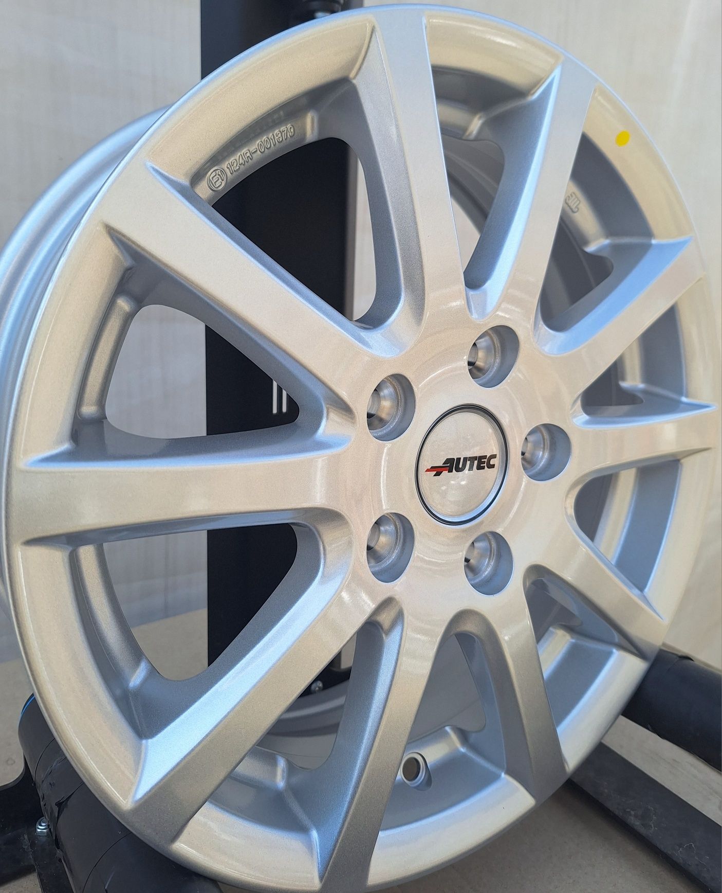 Felgi 15 VW Kombi Alufelgi 5×112 Komplet Nowe