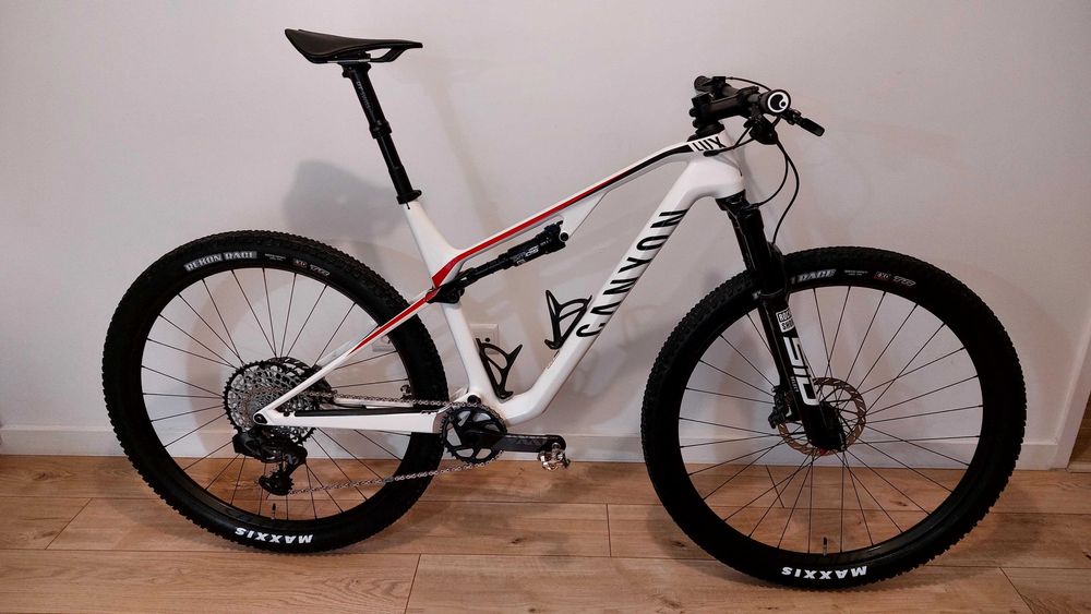 Canyon Lux CF 6 Carbono - Sram XX1 SL AXS - Tam L - Roda 29" -