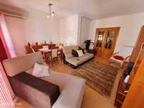 Apartamento T3 com Garagem Box