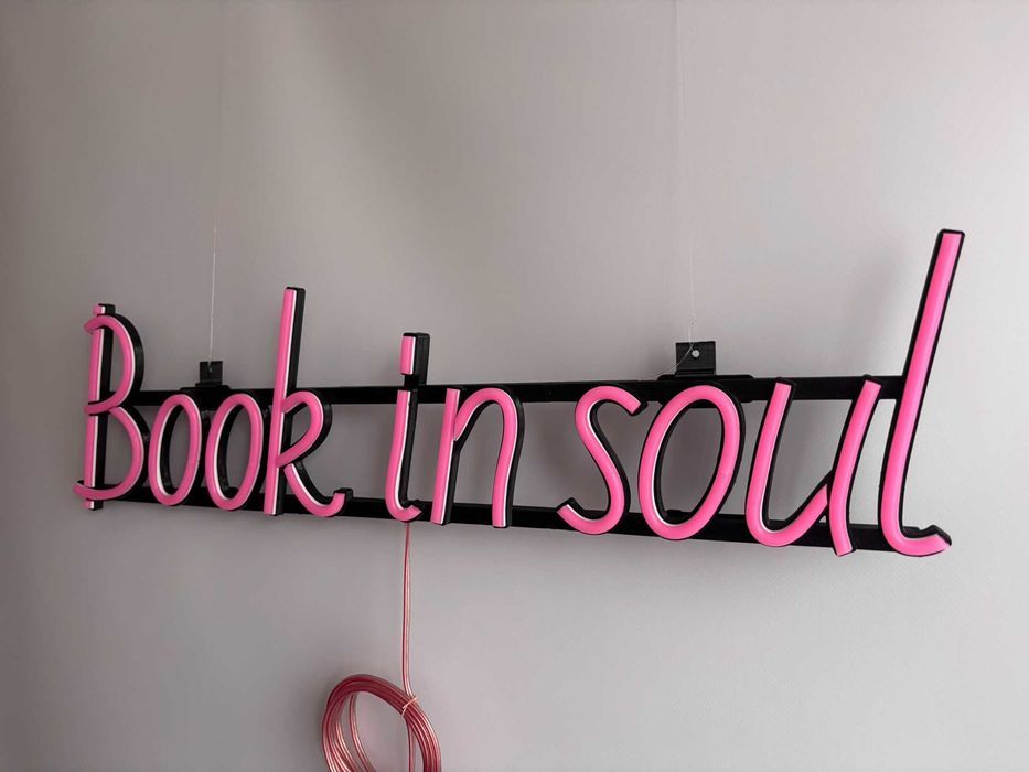 Неонова вивіска "Book in soul" рожева, 600*155 мм, світлодіодна, нова