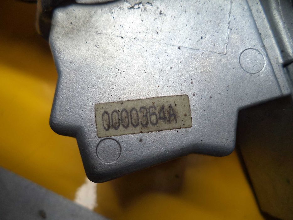 Замок зажигания Ford Focus 2 з 04-11 р.в.  3M51-3F880-BB