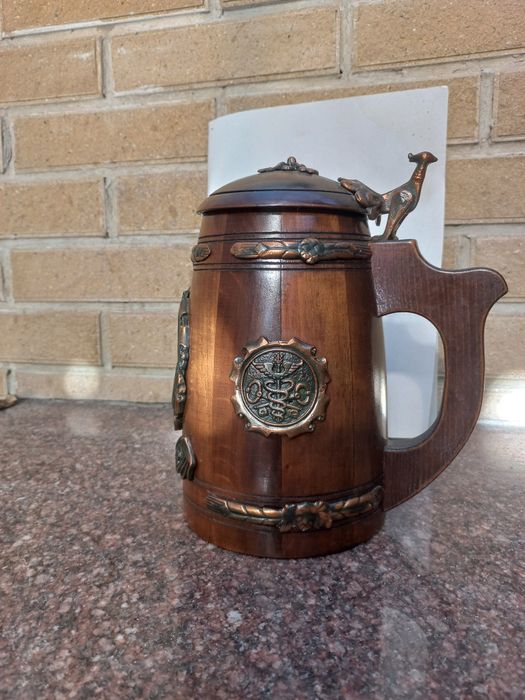 Продаю коллекционый бокал