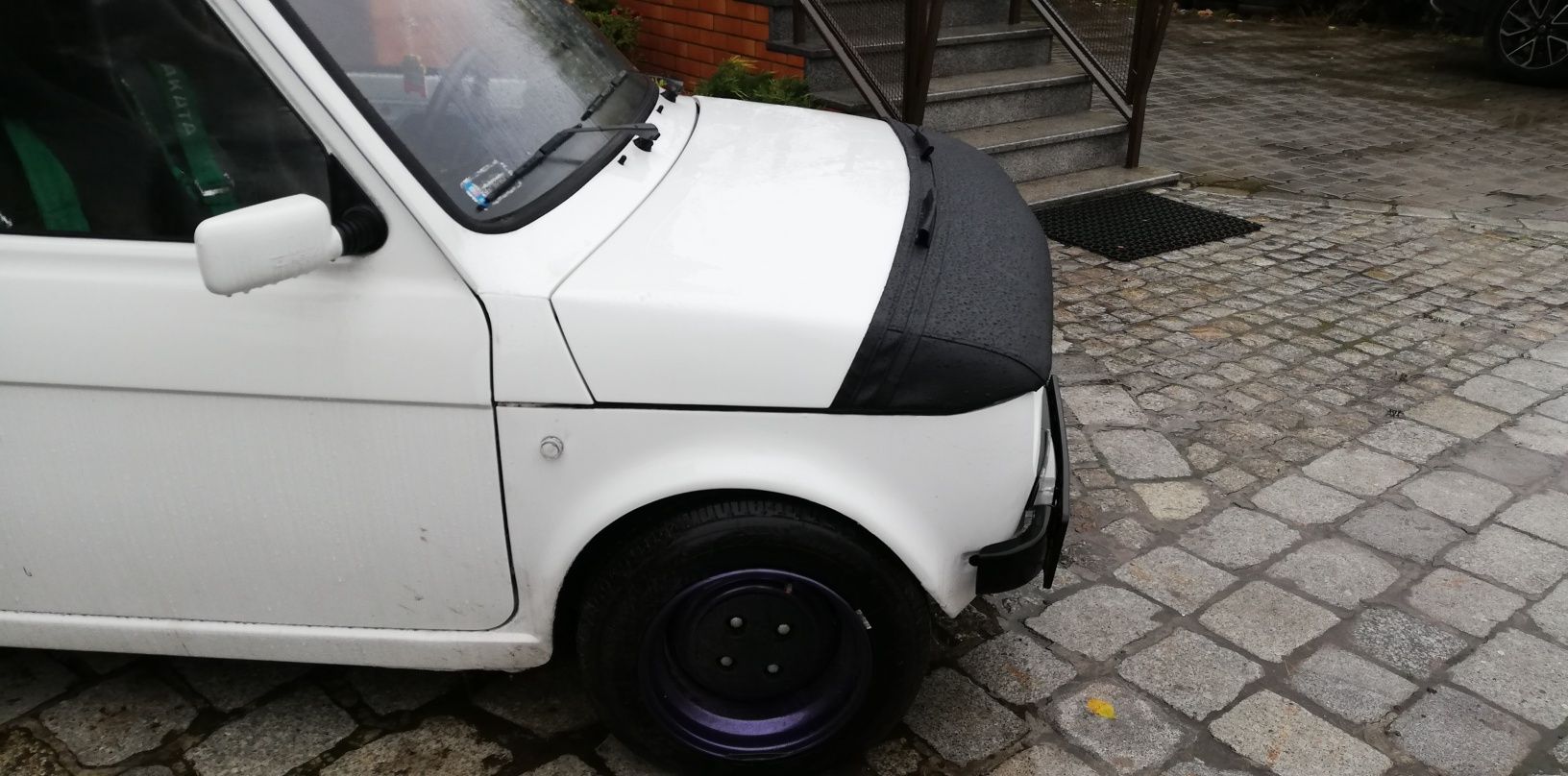 Fiat 126p bra osłona maski przedniej czarna skóra tuning