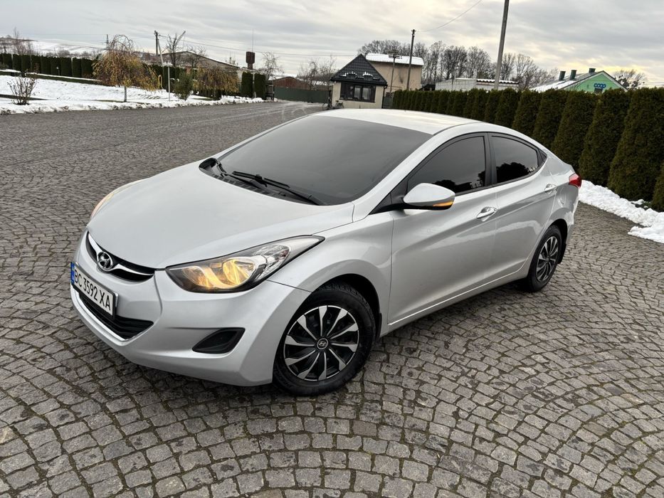 Hyundai elantra avtomat 2011