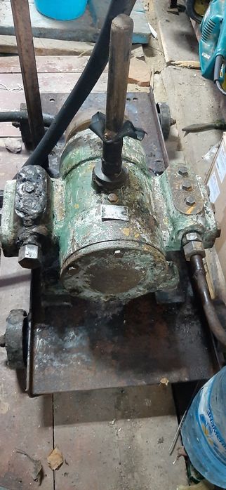 Гідронасос Н-403Е