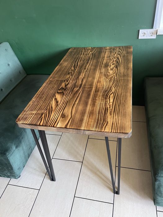 Стол стіл на кухню у вітальню