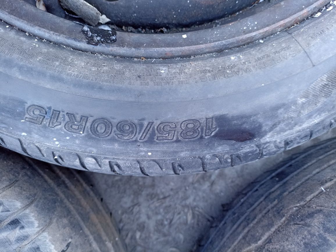 Шини Michelin R15 185 60 на дисках 4*100