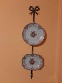 Pratos decorativos de Porcelana com suporte