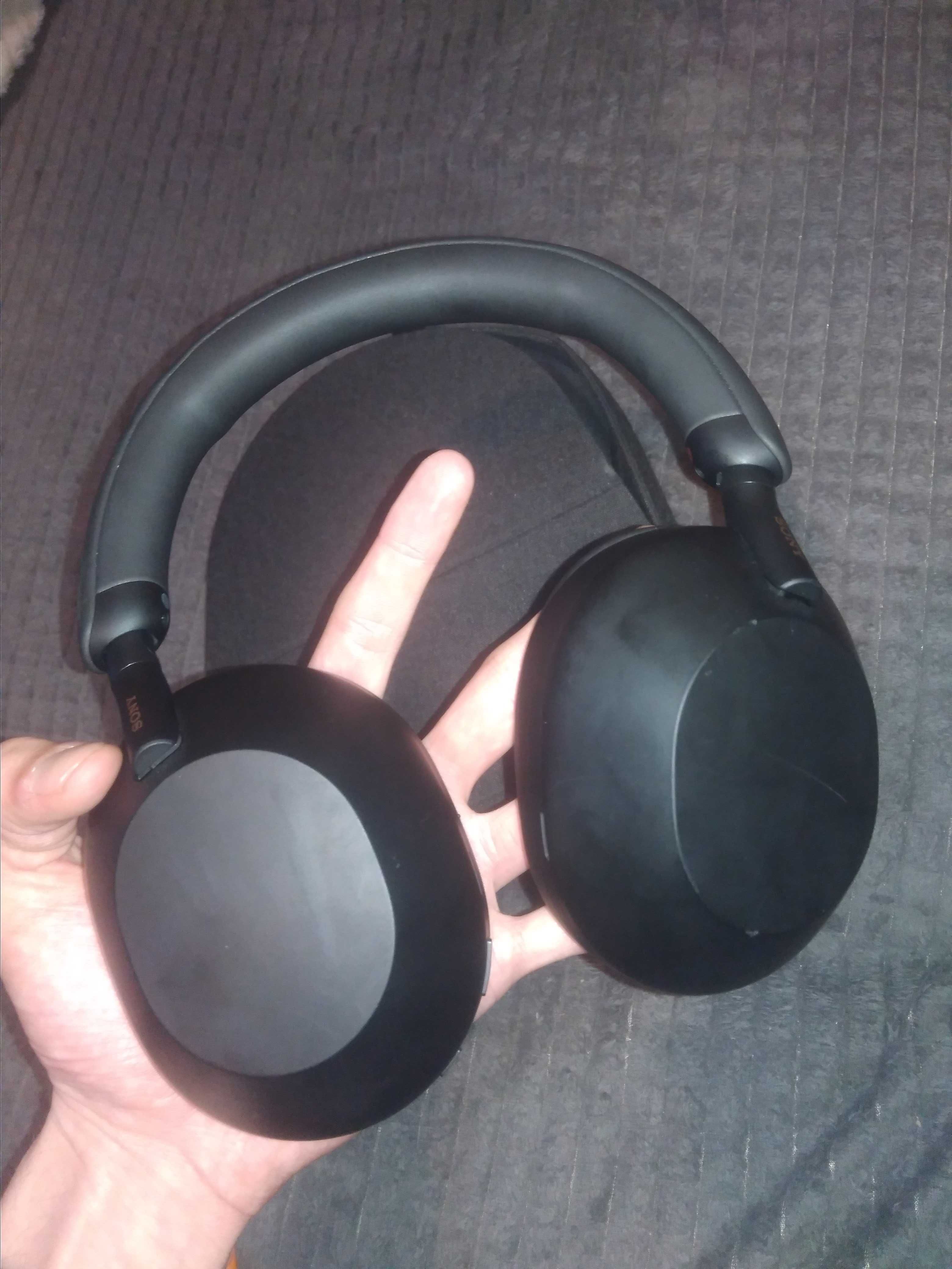 Наушники Sony WH-1000-XM5