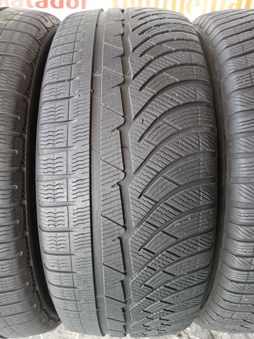 Зимові шини 235/55 R17 Michelin pilot alpin pa4