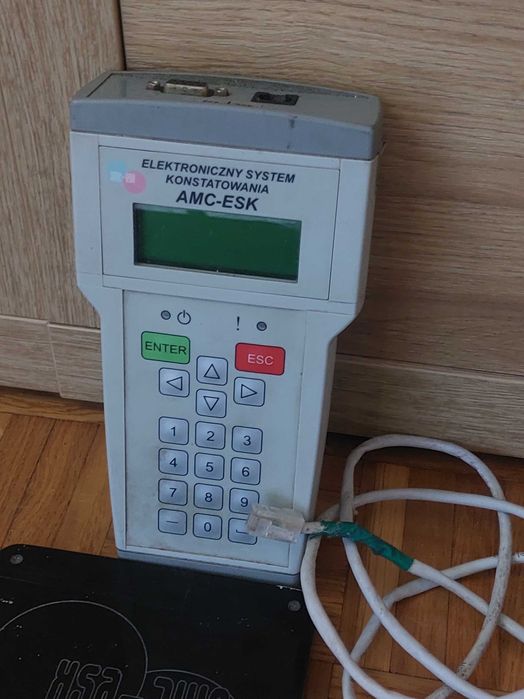 Zegar AMC na loty gołębi pocztowych