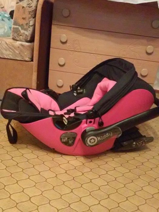 Новое Автокресло Кидди Еволюшн Про 2 розовое Новое в упаковке.