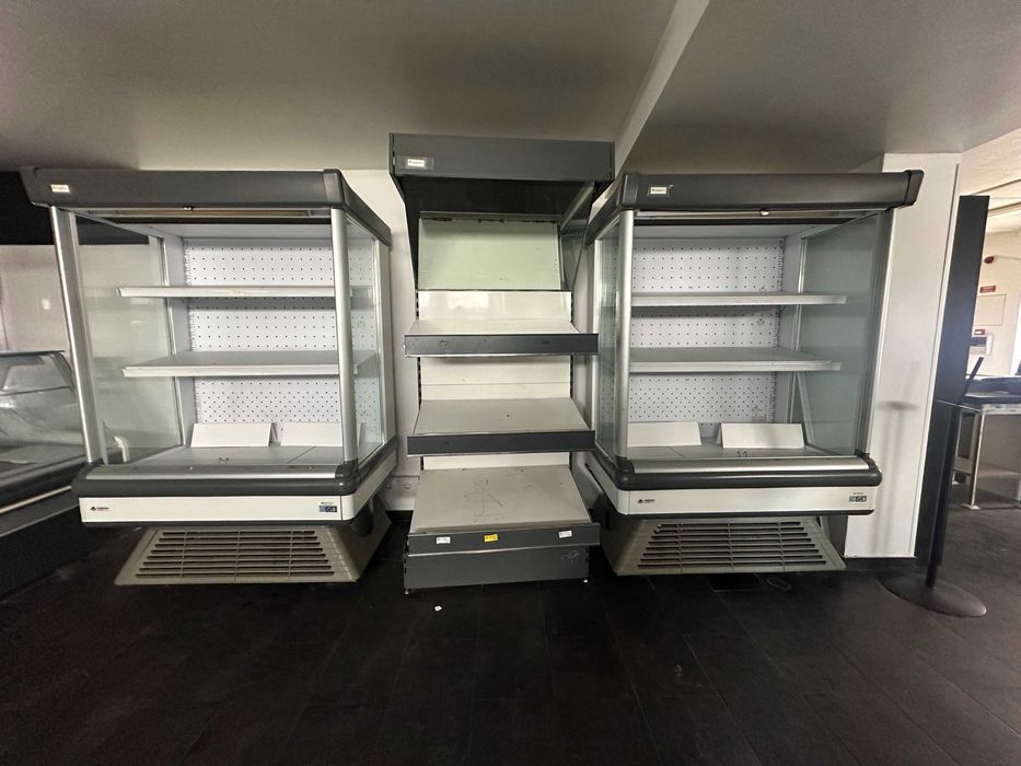 Vitrine Refrigerada Vertical de Exposição – 2 Unidades Disponíveis