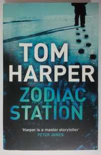 Zodiac Station - Tom Harper EN