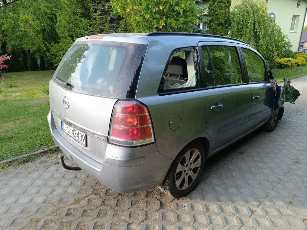 Opel Zafira B 2008r 1,9 CDTI 150km oferta prywatna serwisowana polecam