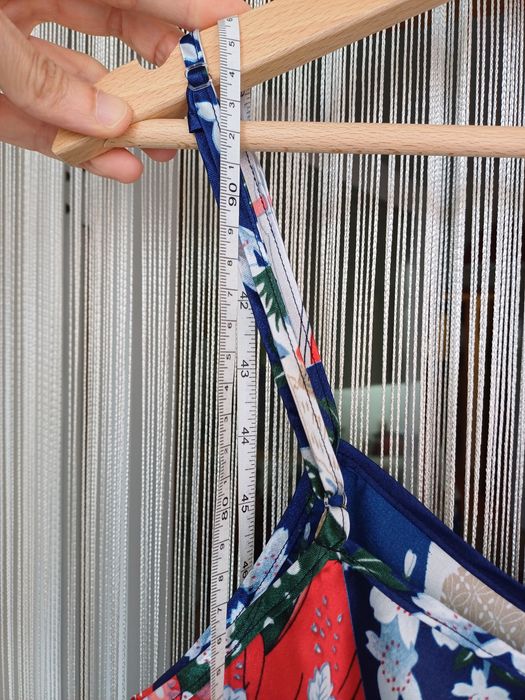 Vestido/Camisa de dormir oriental, padrões florais e leques japoneses