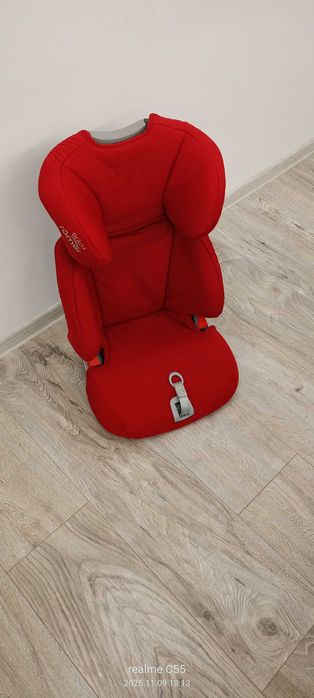 Sprzedam foteliki samochodowe