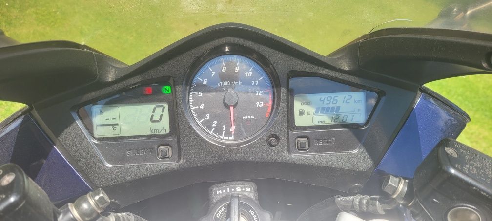 Honda vfr800 v-tec