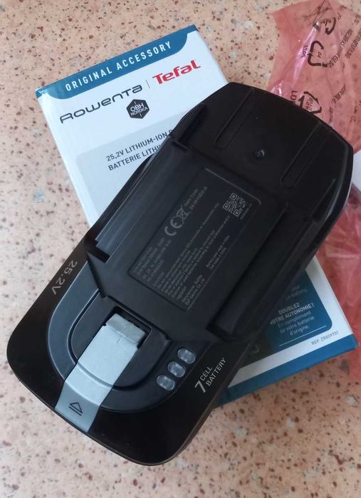 ZR009701 – оригінальний акумулятор до пилососів Rowenta, Tefal, OBH