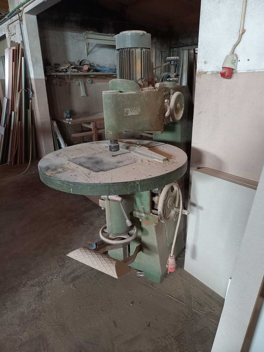 Fresadora Milor Impecável