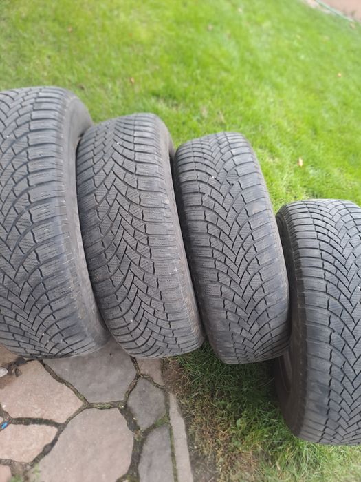 Opony zimowe z  felgami Ridgestone