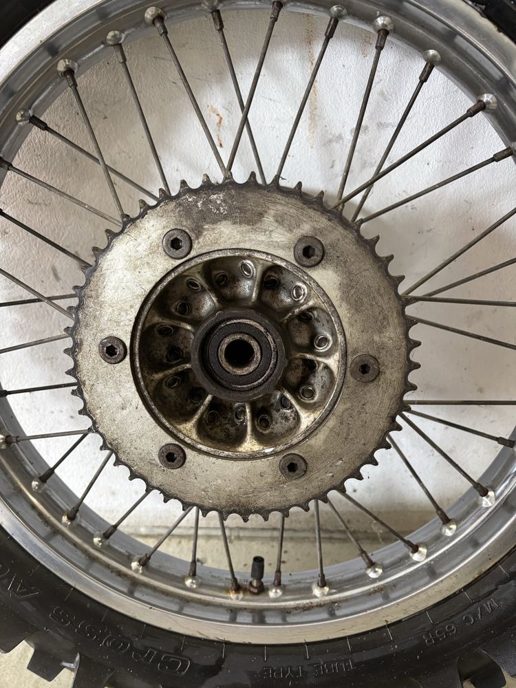 Koło Tył Tylne 18Cali Oś 17mm  SUZUKI TS125 Cross Mtx Dt Rm Yz Cr Sx