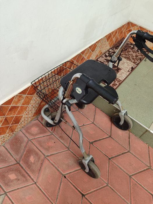 Продам ролятор б/у