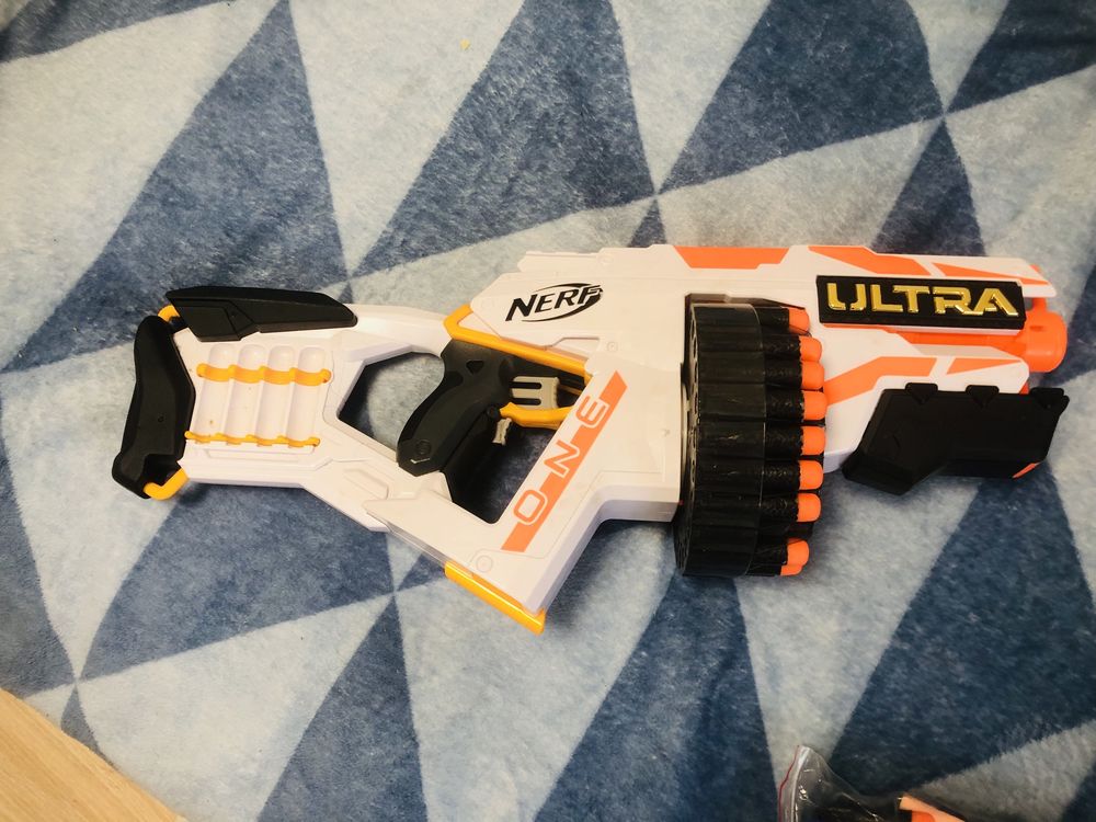 Nerf one бластер