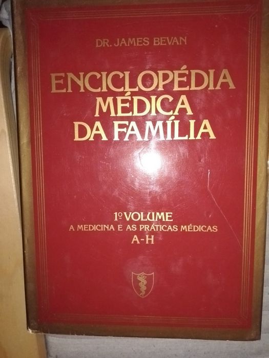 Livros semi-novos em ótimo estado