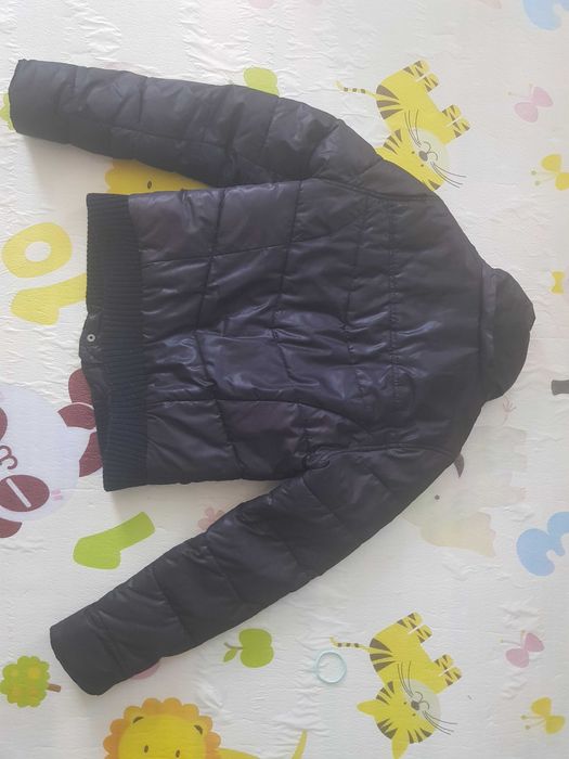 Женская куртка                   .