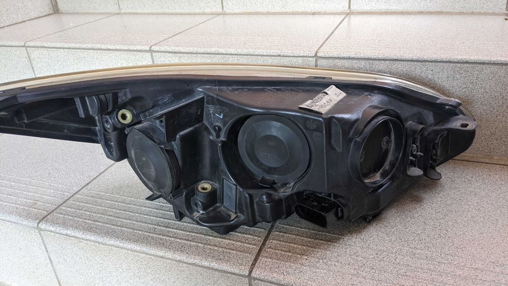 Фокус mk3 заглушка ковпачок фари