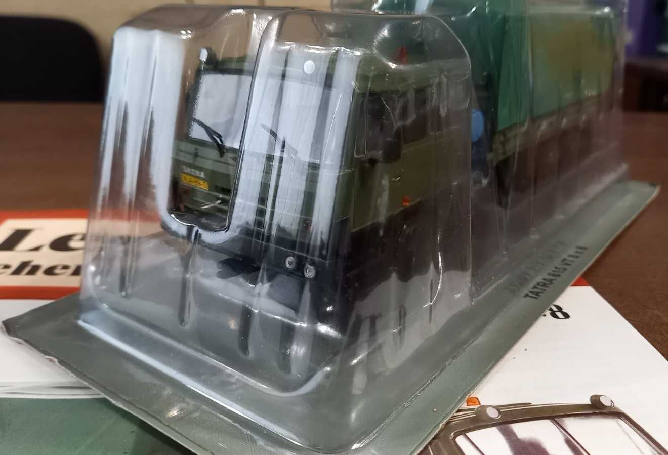 TATRA 815 VT 8х8 баластный тягач с тентом - ДеАгостини, (Венгрия)