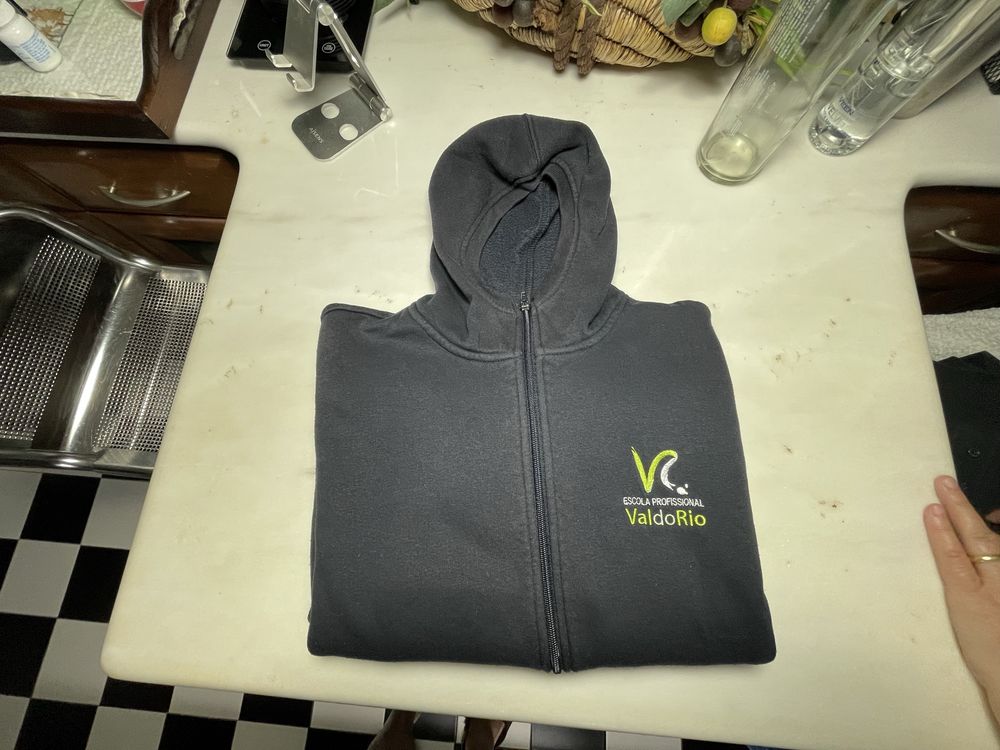 Roupa necessitas para ir escola profissional