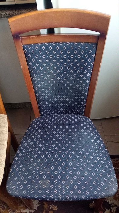 Krzesło Bawaria DKRS 2, drewniane, tapicerowane, solidne