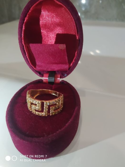 Золотое кольцо 585 пробы