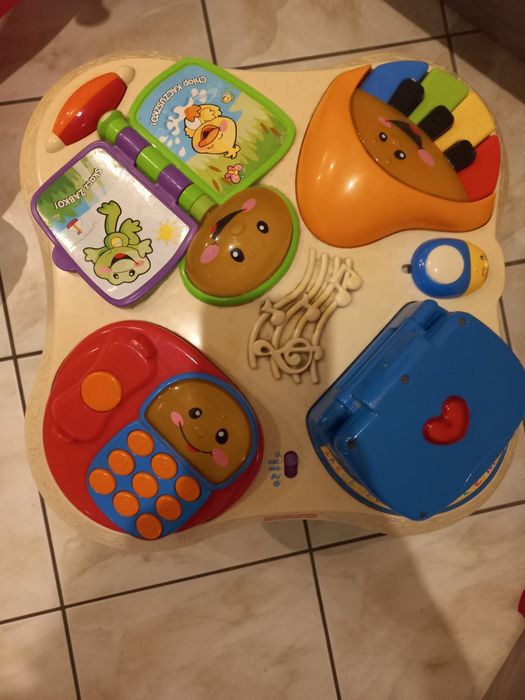 Stoliczek interaktywny vtech