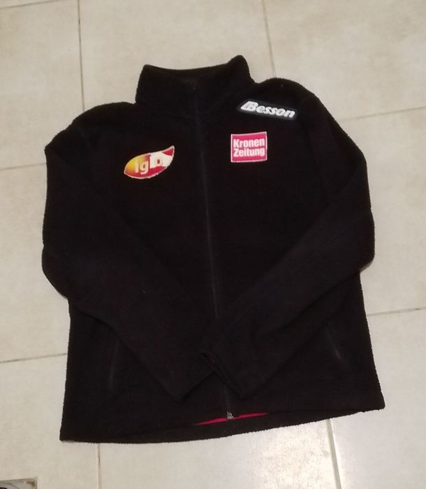 Чоловіча тепла кофта чорного кольору