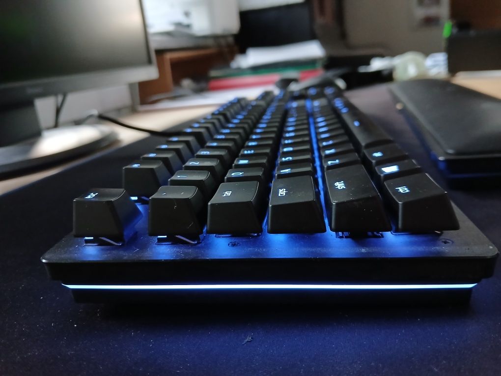 Razer Huntsman Elite, klawiatura mechaniczna