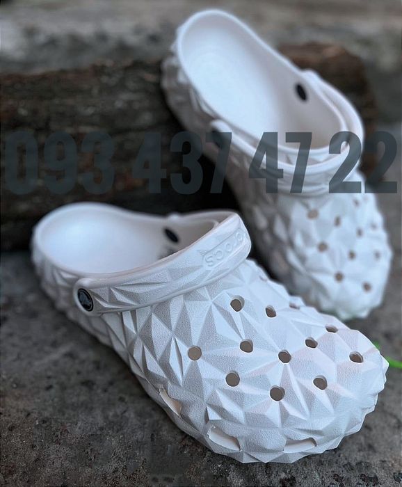Крокси Сабо Унісекс Crocs Classic Geometric Crocs Classic Geometric