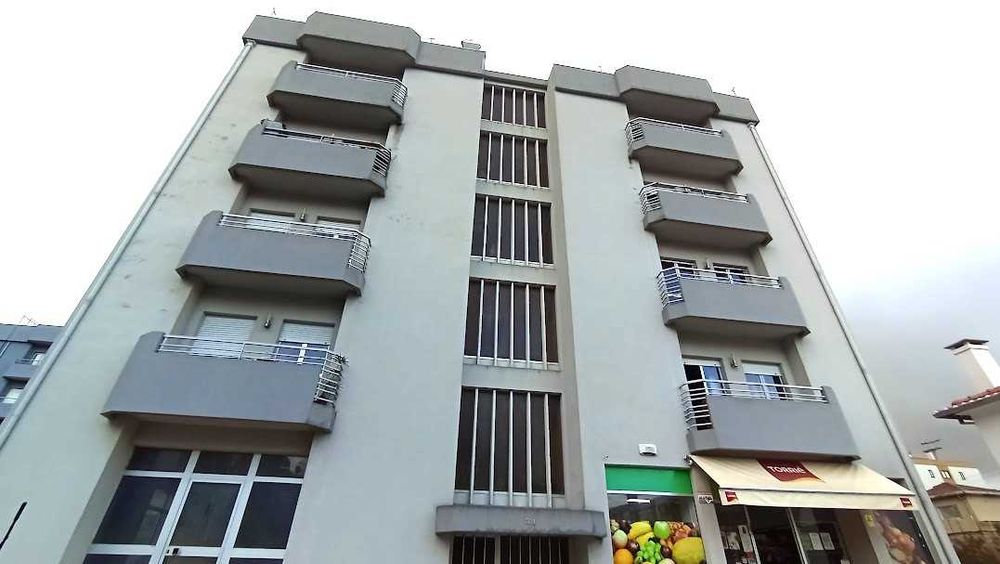 Apartamento T3 com Vista Deslumbrante — São João da Madeira