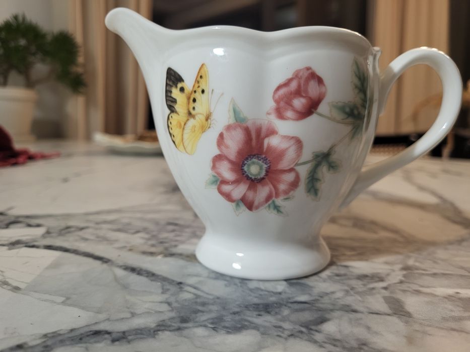 Mlecznik Butterfly Meadow