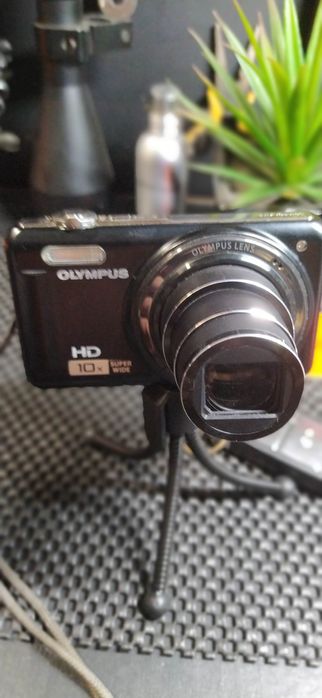 OLYMPUS vr-310 HD 10x 14megapixel