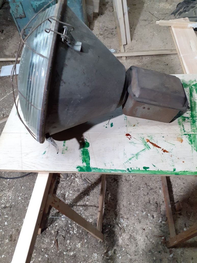 Lampa warsztatowa prl