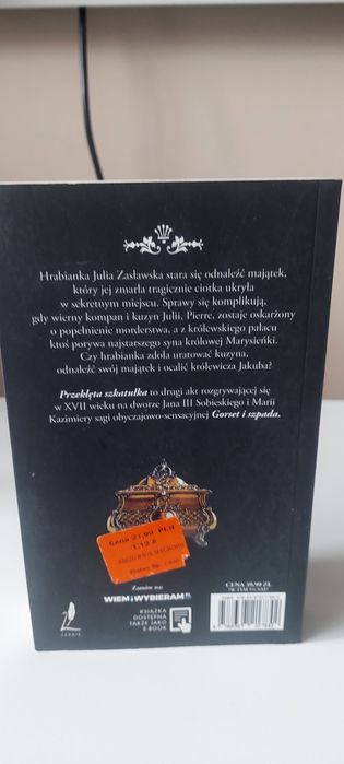 Książka pt Przeklęta szkatułka
