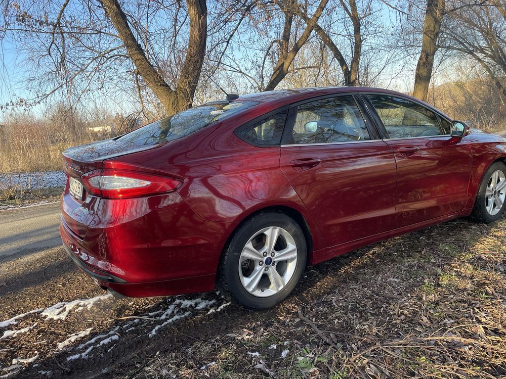 Ford Fusion 2013 2.5 бензин