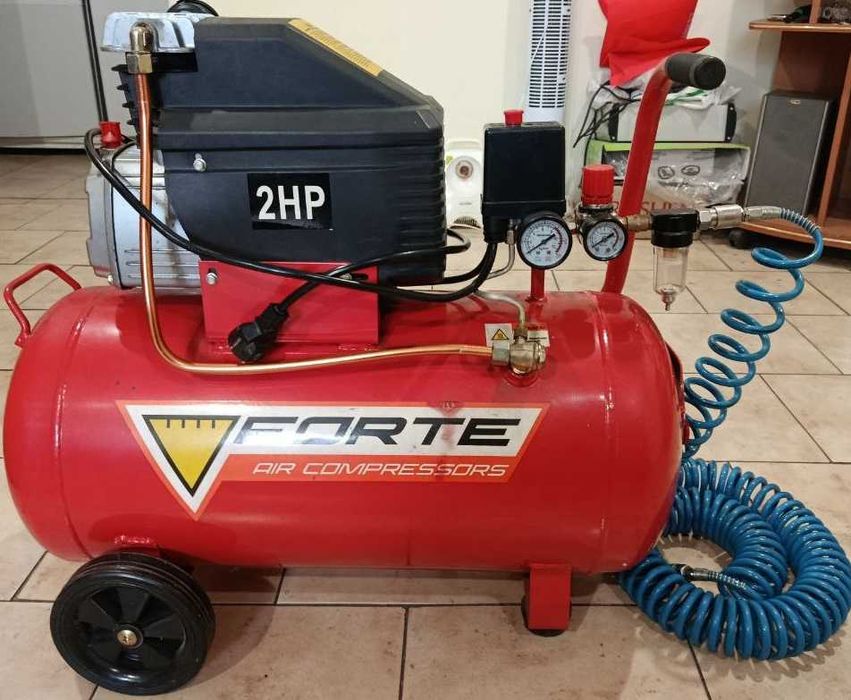 Компрессор Forte FL-50, 2HP воздушный масляный поршневой 50 л 220В