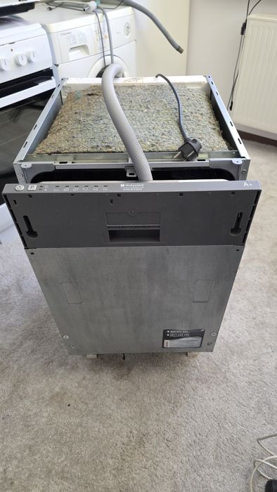 Ariston Zmywarka do zabudowy Hotpoint LSTB 6B01 klasa A możliwa dostaw