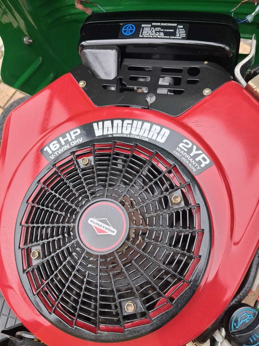 Traktorek MTD BRILL Briggs&stratton 16 kM VANGUARD 2 cylindry manual