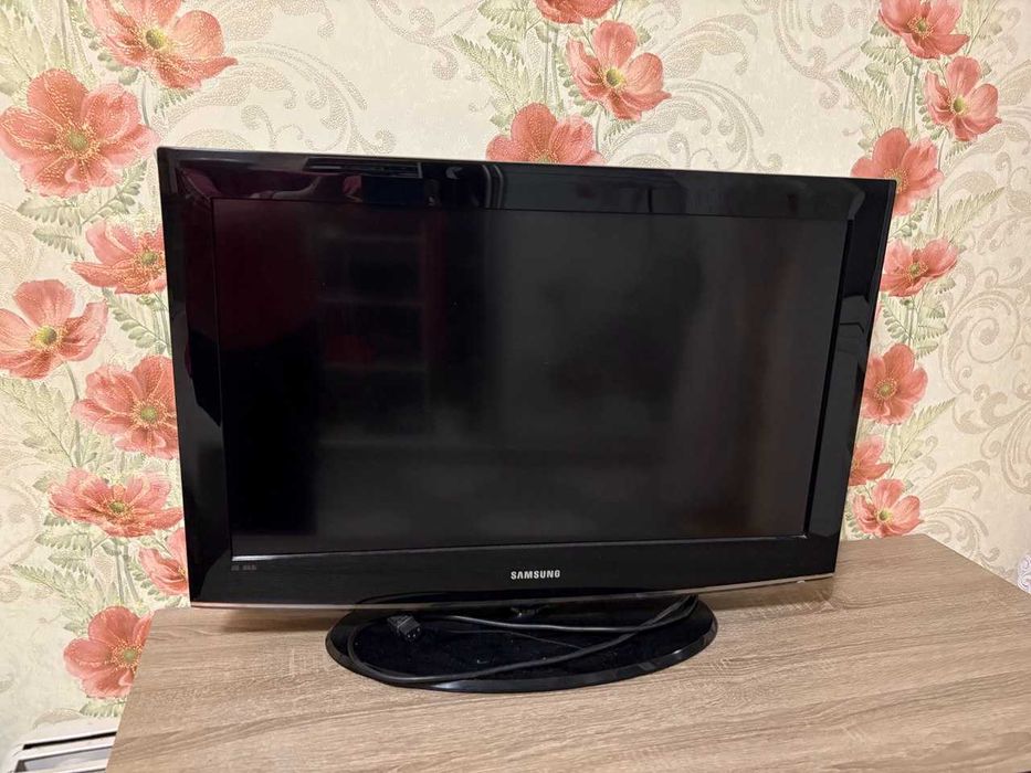 Телевізор Samsung LE32A451C1. 32 дюйми